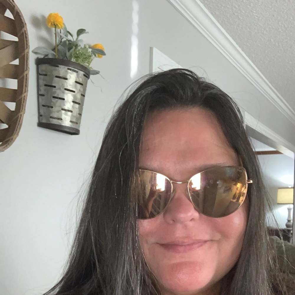 Meet your Posher, Candice